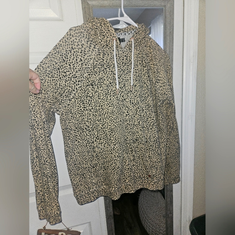 Volcom leopard 🐆 print hoodie